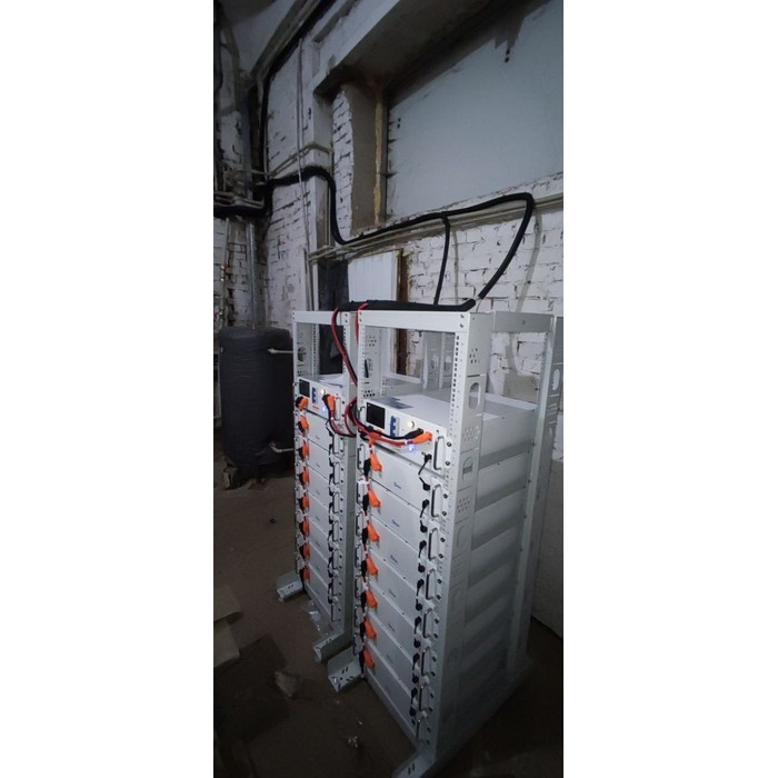 Battery Rack for 8 Deye BOS-G PRO / SE-G5.1 Pro-B Modules with BMS Slot