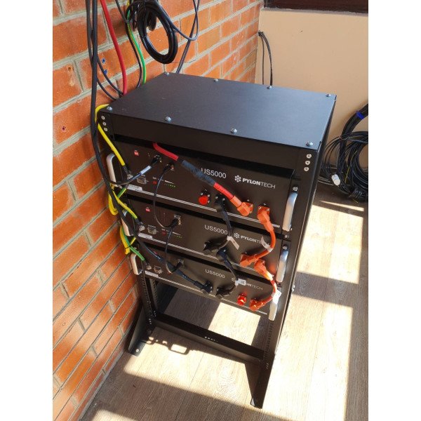 Стійка для акумуляторів Pylontech, Dyness та 2E (Kufa)